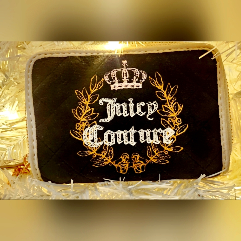 Juicy Couture double zip wallet quilted Velour NWT